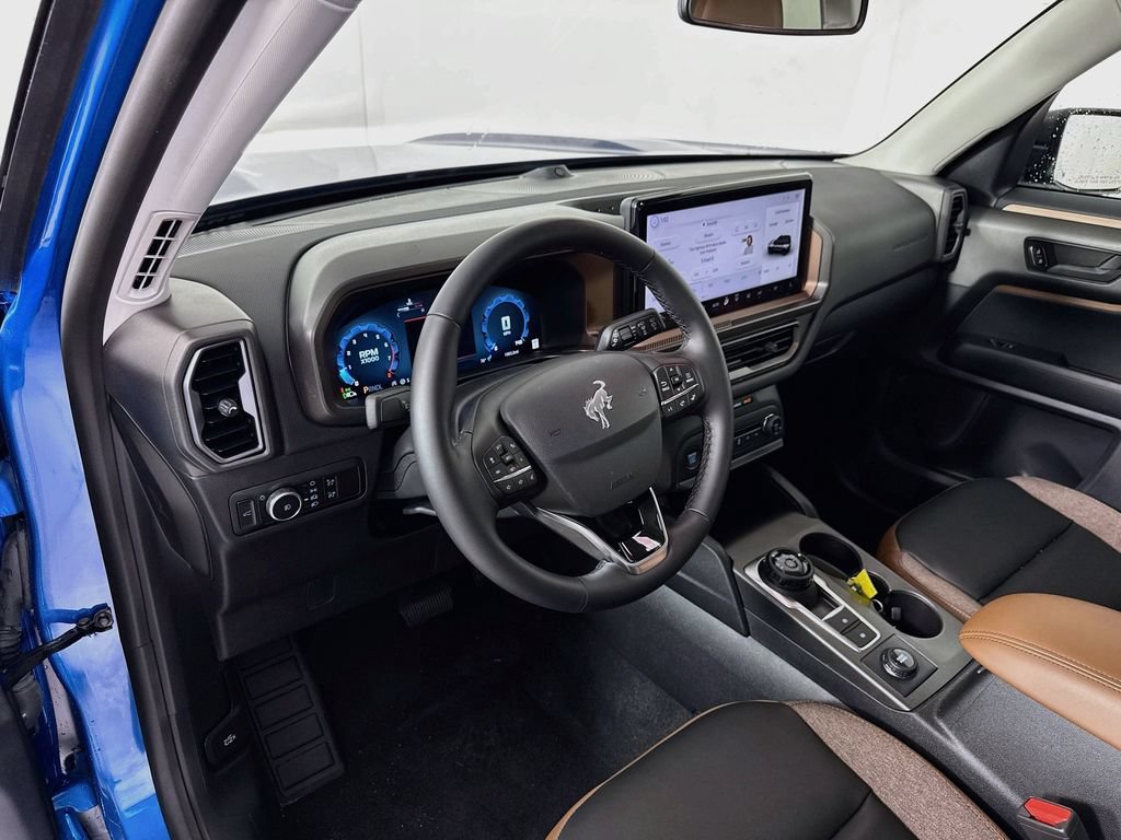 Certified 2025 Ford Bronco Sport Outer Banks w/ Outer Banks Tech Package+ AWD/4WD image 14