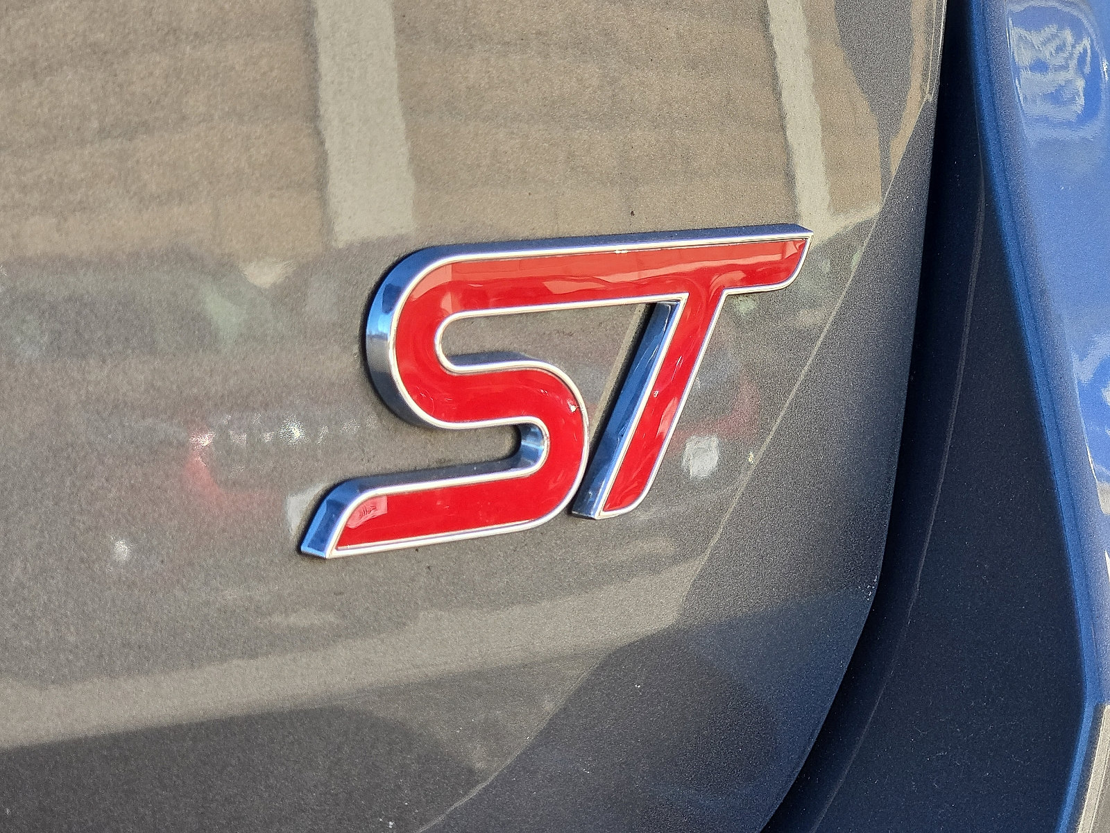 Certified 2022 Ford Explorer ST w/ Equipment Group 401A image 30