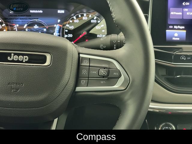 Used 2024 Jeep Compass Limited AWD/4WD image 30