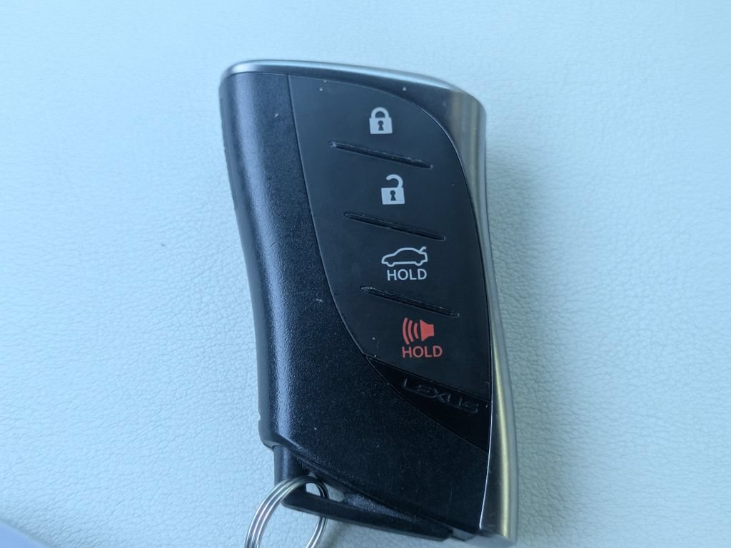 Used 2021 Lexus ES 350 F Sport w/ Special Edition FWD image 29
