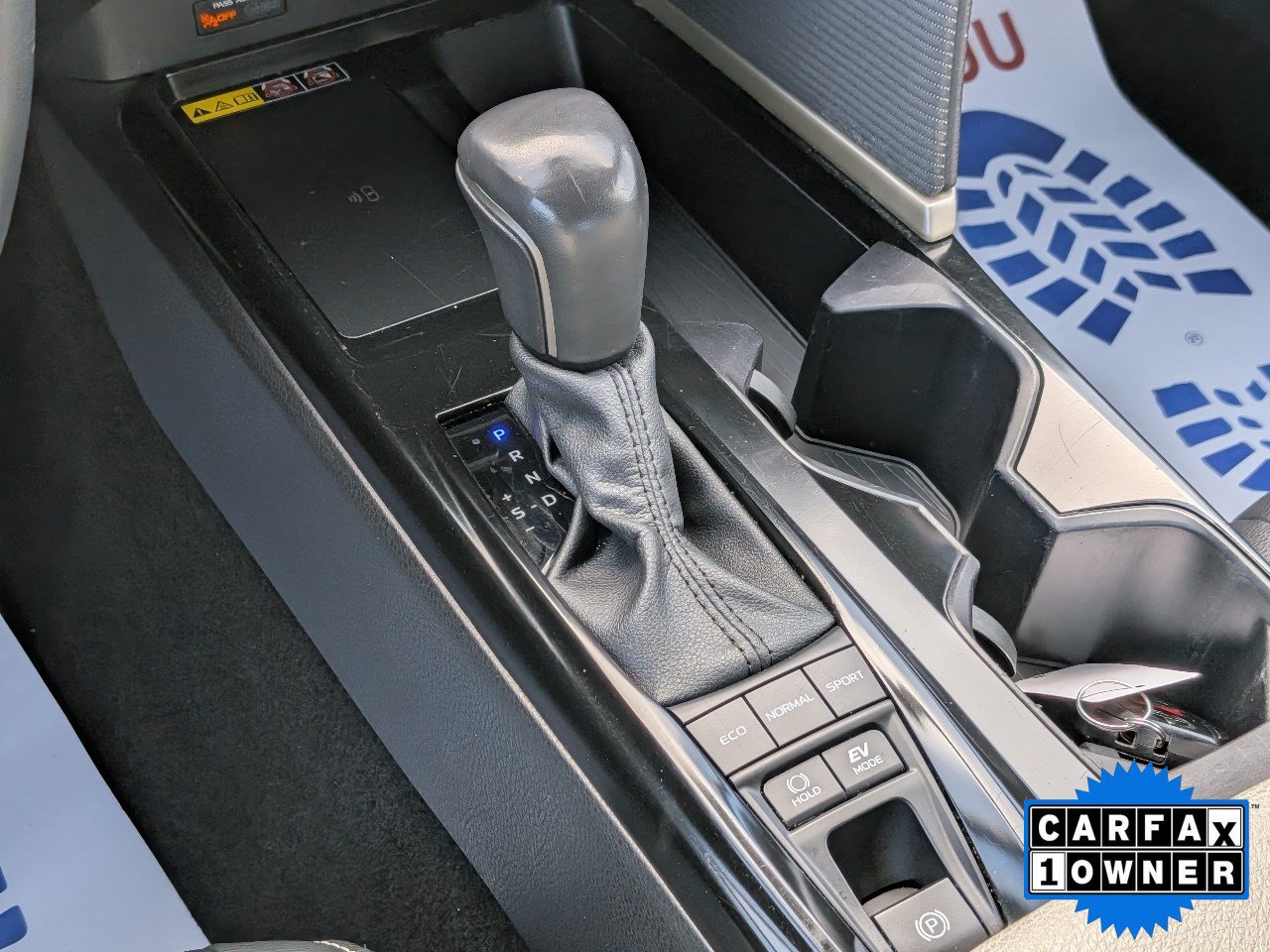 Used 2025 Toyota Camry SE FWD image 20