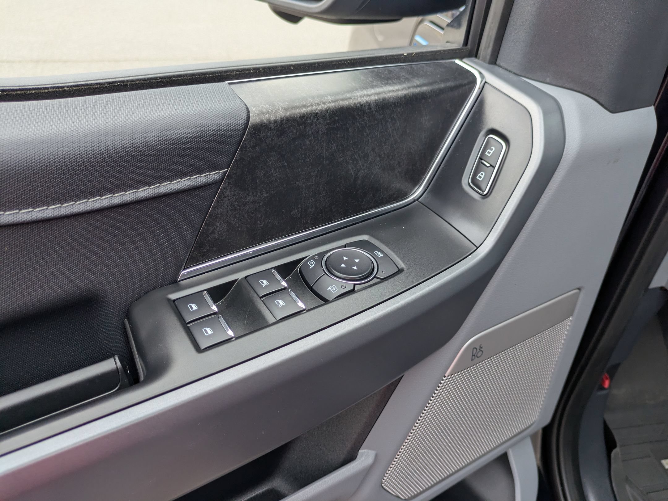 Certified 2025 Ford F150 Lightning Flash AWD/4WD image 18