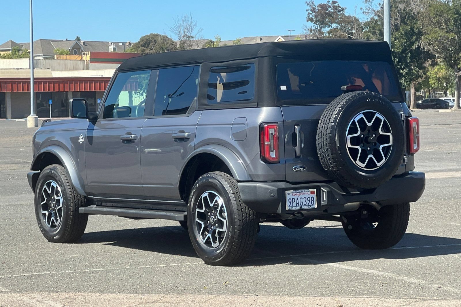 Certified 2024 Ford Bronco Outer Banks AWD/4WD image 5