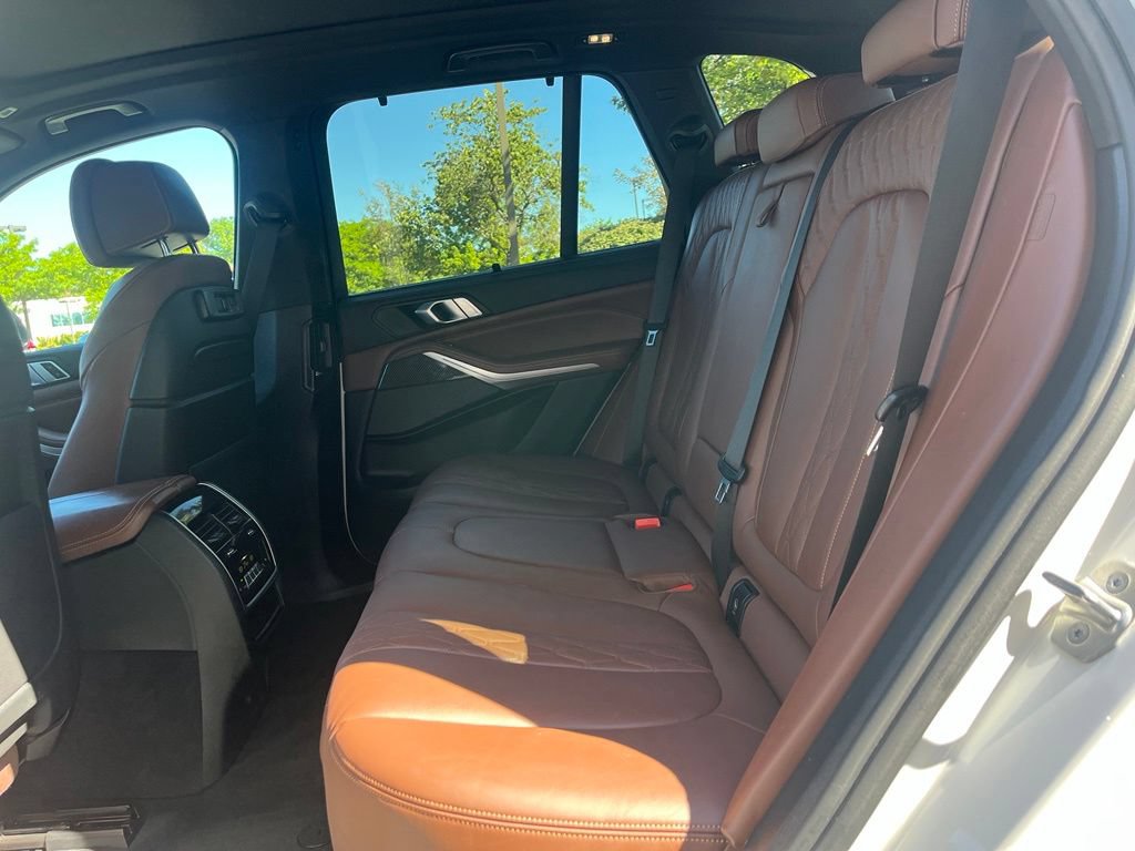 Used 2021 BMW X5 M50i w/ Executive Package AWD/4WD image 13