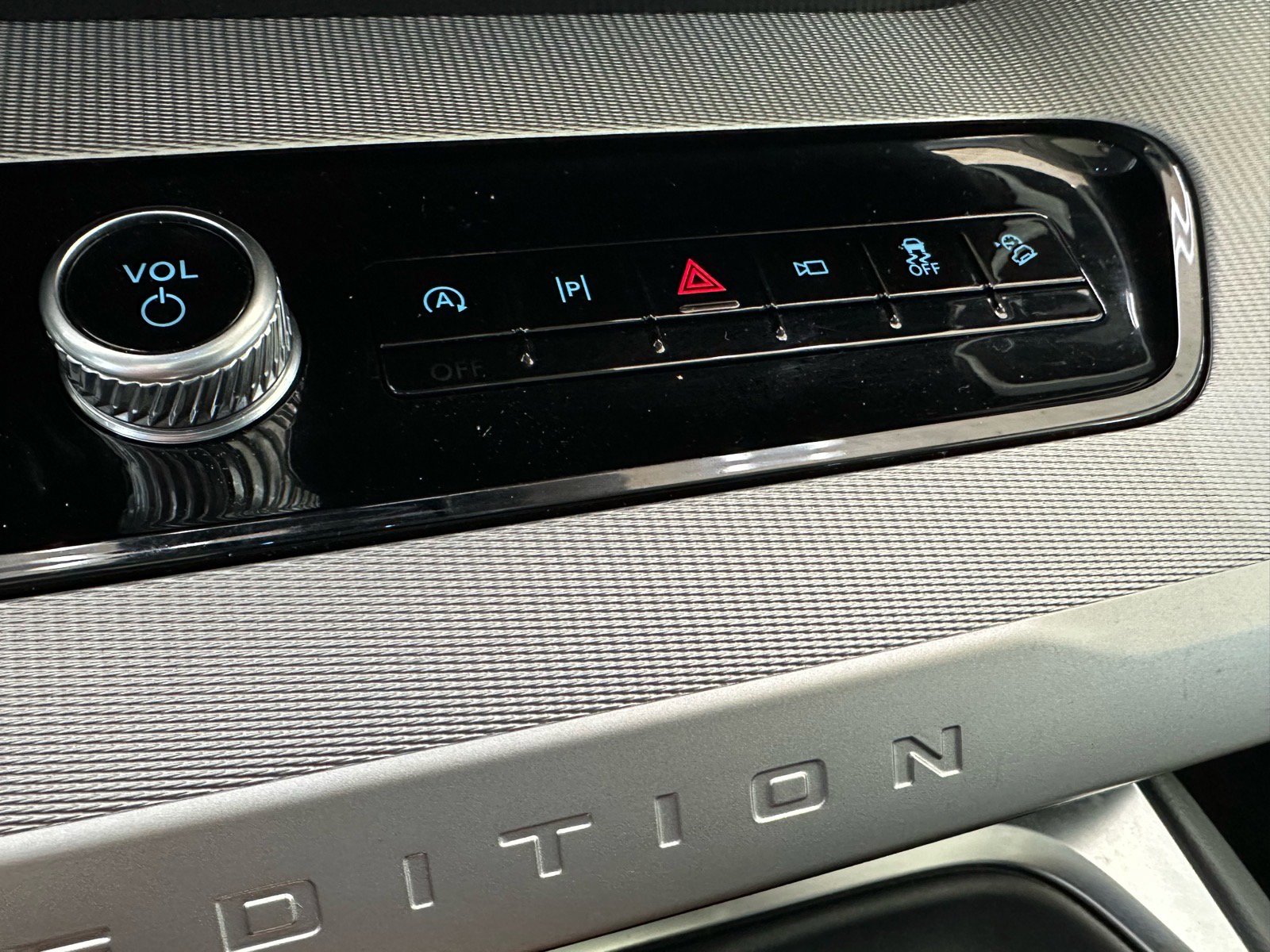 Certified 2025 Ford Expedition Max Active image 41