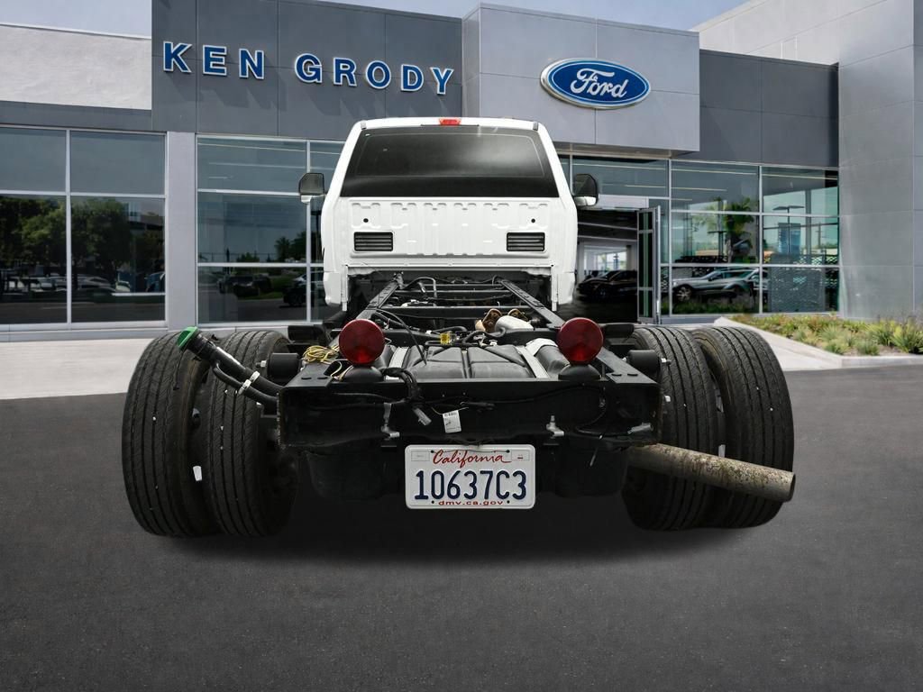 Certified 2020 Ford F550 2WD Regular Cab Super Duty image 5