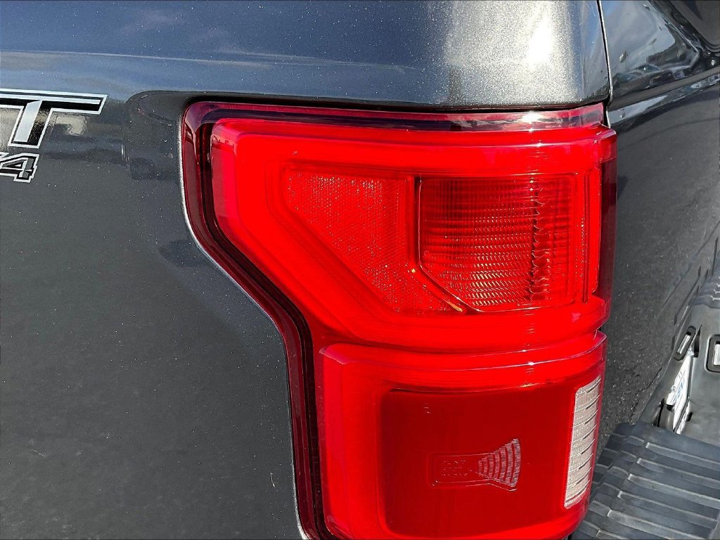 Certified 2019 Ford F150 XLT w/ Equipment Group 302A Luxury AWD/4WD image 27
