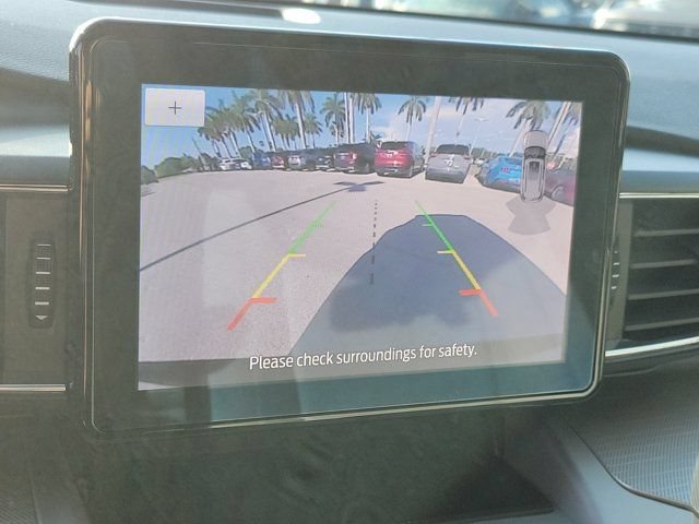 Certified 2021 Ford Explorer XLT w/ Equipment Group 202A RWD image 32