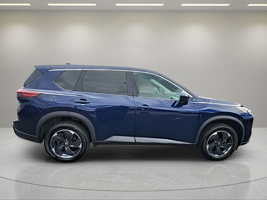 Used 2024 Nissan Rogue SV AWD/4WD image 11
