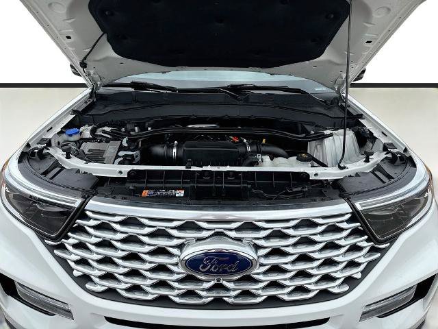 Certified 2022 Ford Explorer Platinum w/ Equipment Group 601A AWD/4WD image 23