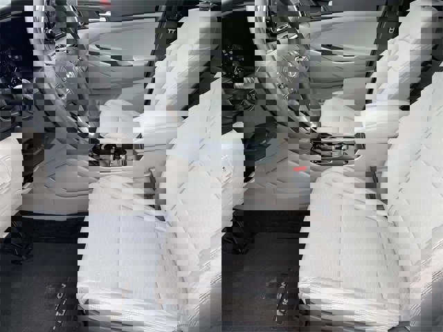 Used 2021 Hyundai Tucson SE image 19