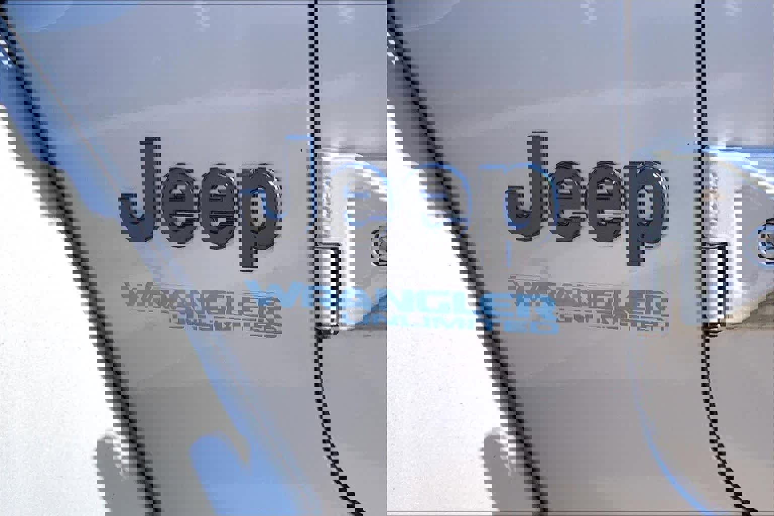 Used 2022 Jeep Wrangler Unlimited Rubicon 4xe w/ Steel Bumper Group image 18