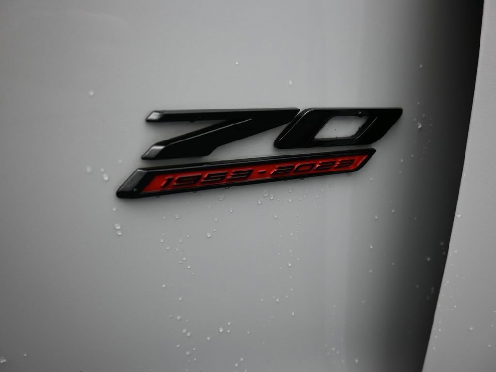 Used 2023 Chevrolet Corvette Stingray Premium Conv w/ Z51 Performance Package image 24