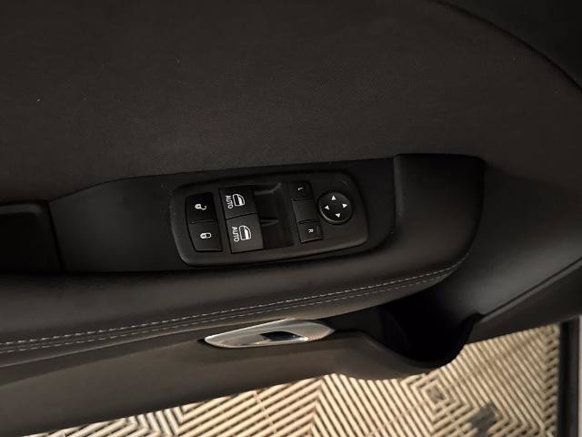 Used 2022 Dodge Challenger GT RWD image 17