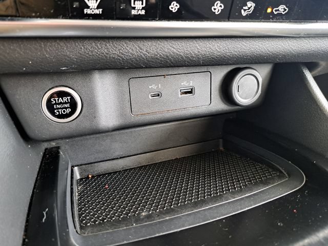 Used 2023 Nissan Rogue SV AWD/4WD image 13