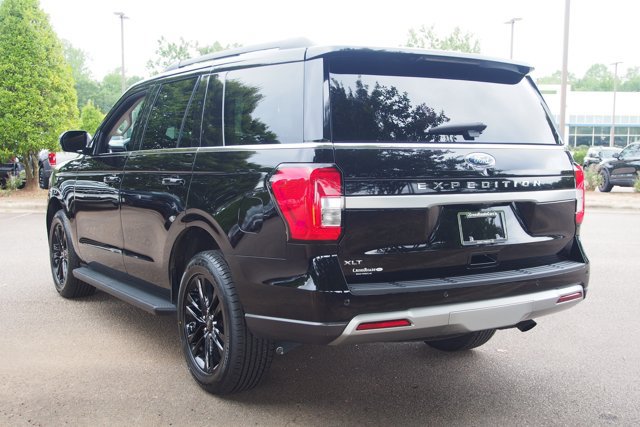Certified 2024 Ford Expedition XLT RWD image 5