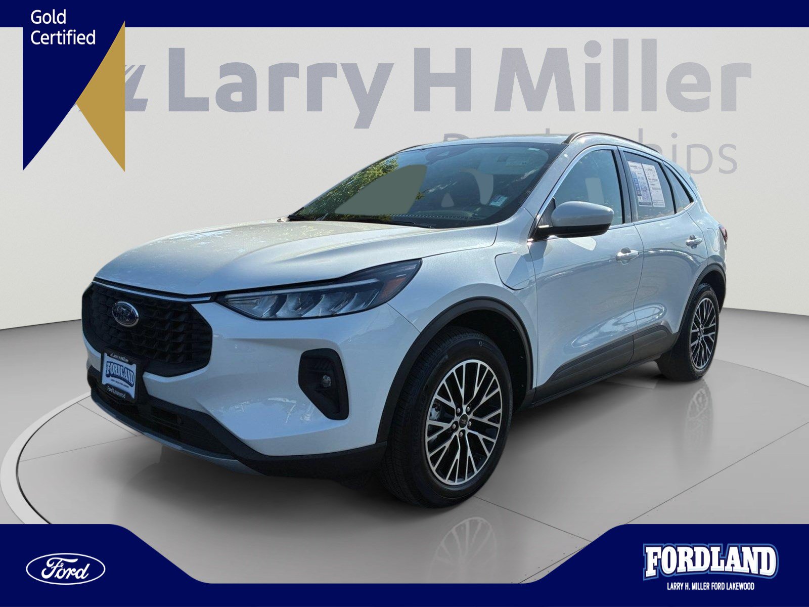 Certified 2025 Ford Escape SE