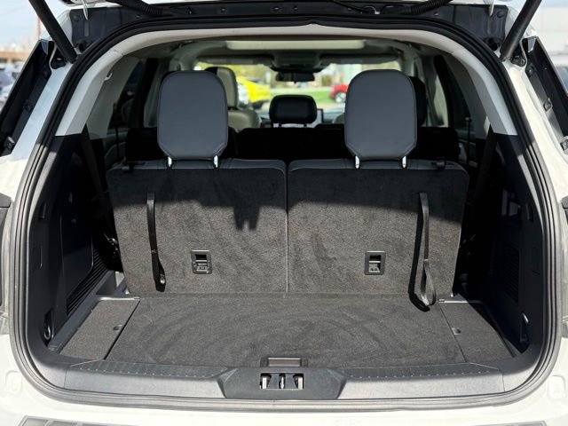 Certified 2025 Ford Explorer Active w/ Active Comfort Package AWD/4WD image 24