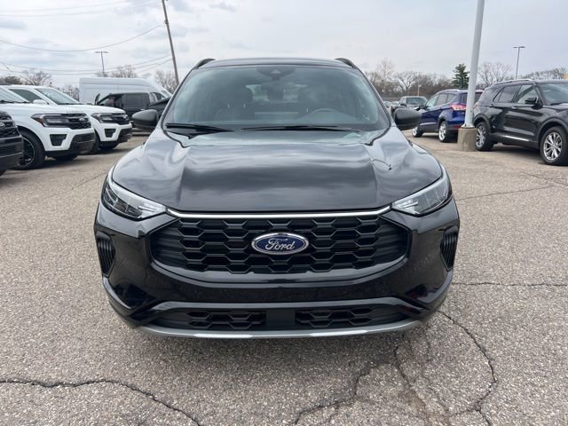 Certified 2023 Ford Escape ST-Line w/ Tech Pack #1 image 7