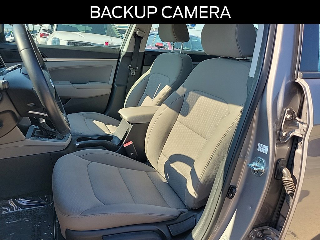 Used 2020 Hyundai Elantra Value Edition FWD image 15