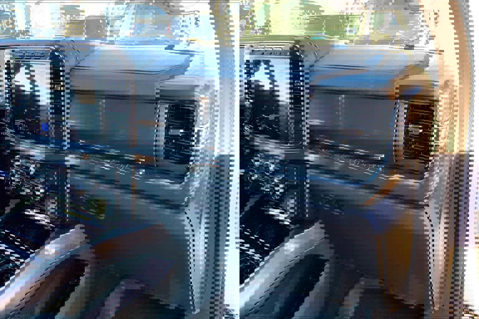 Certified 2024 Ford F250 Lariat w/ Lariat Ultimate Package image 16