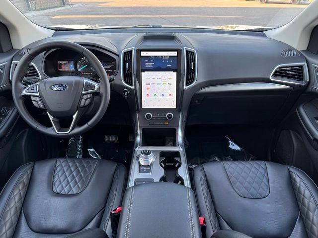 Certified 2024 Ford Edge Titanium w/ Equipment Group 301A AWD/4WD image 7