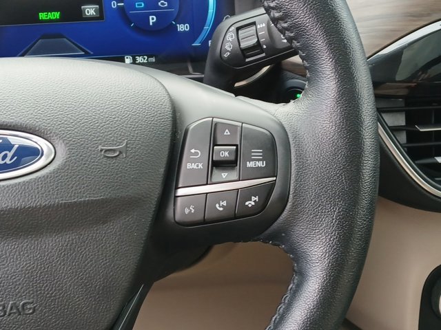 Certified 2020 Ford Escape Titanium image 12