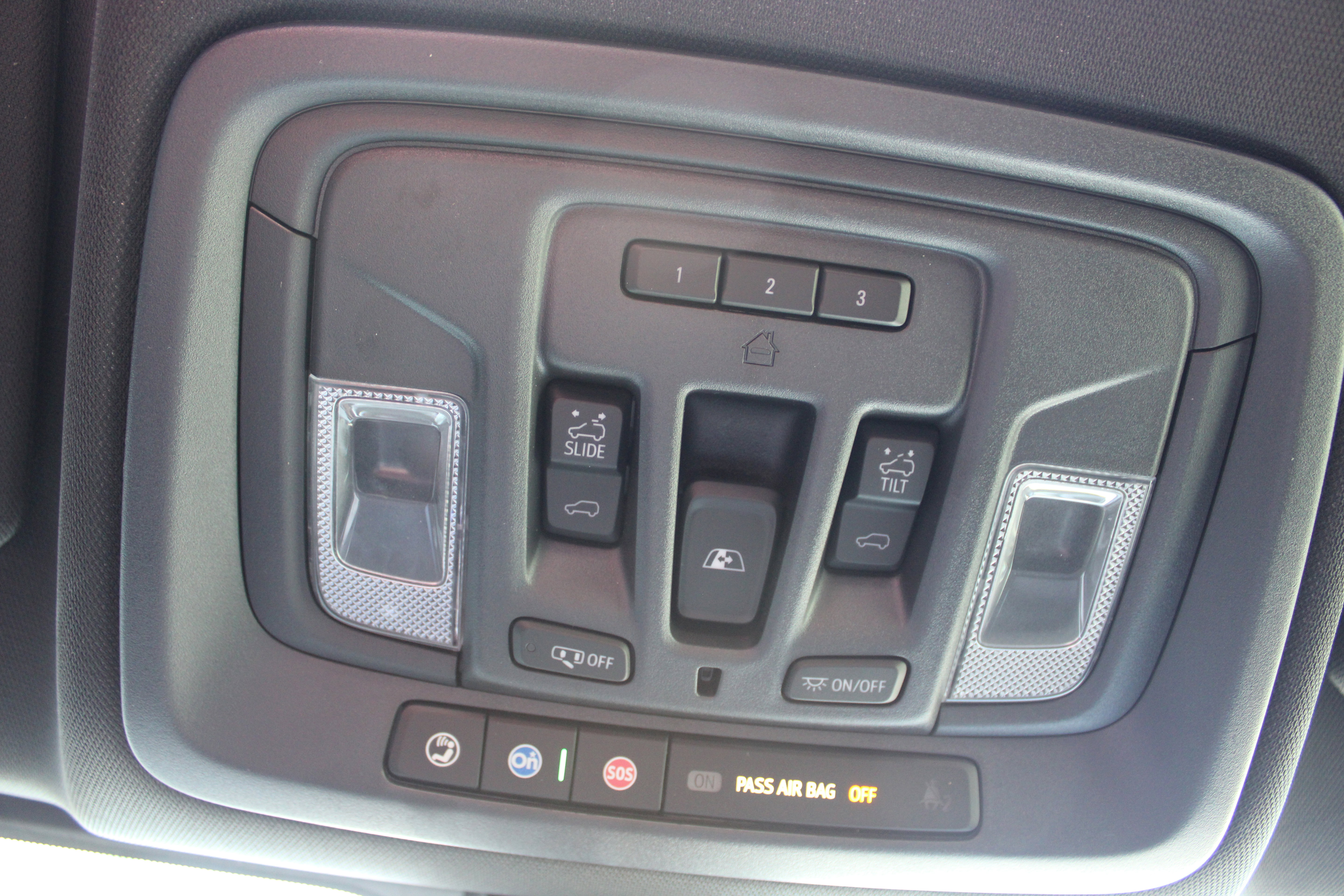 Used 2021 GMC Sierra 1500 AT4 w/ AT4 Premium Package AWD/4WD image 22