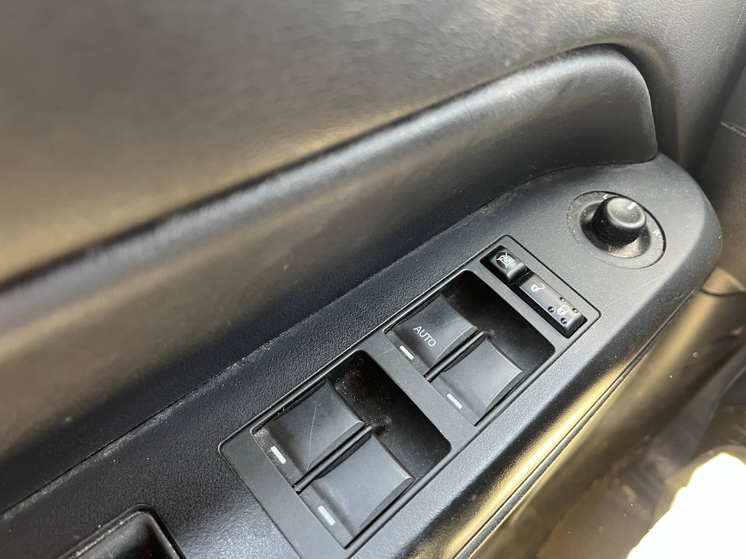 Used 2017 Jeep Patriot High Altitude AWD/4WD image 15