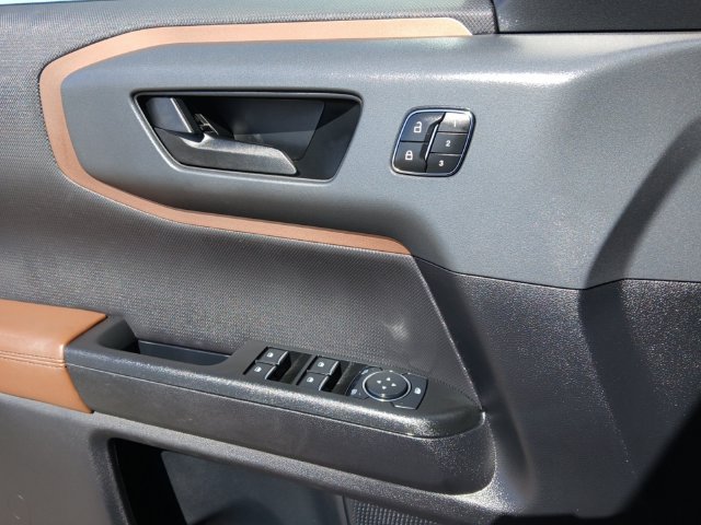 Certified 2024 Ford Bronco Sport Outer Banks w/ Tech Package AWD/4WD image 17