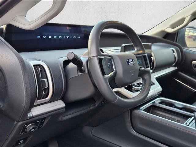 Certified 2025 Ford Expedition Max Active AWD/4WD image 9
