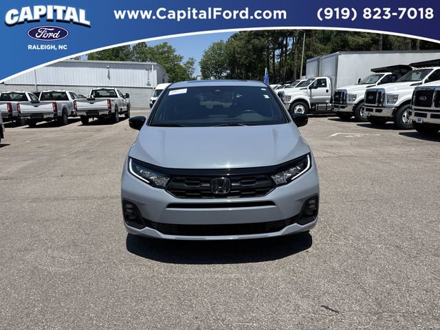 Used 2025 Honda Odyssey Sport-L image 3
