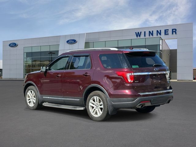 Certified 2018 Ford Explorer XLT w/ Equipment Group 201A AWD/4WD image 2