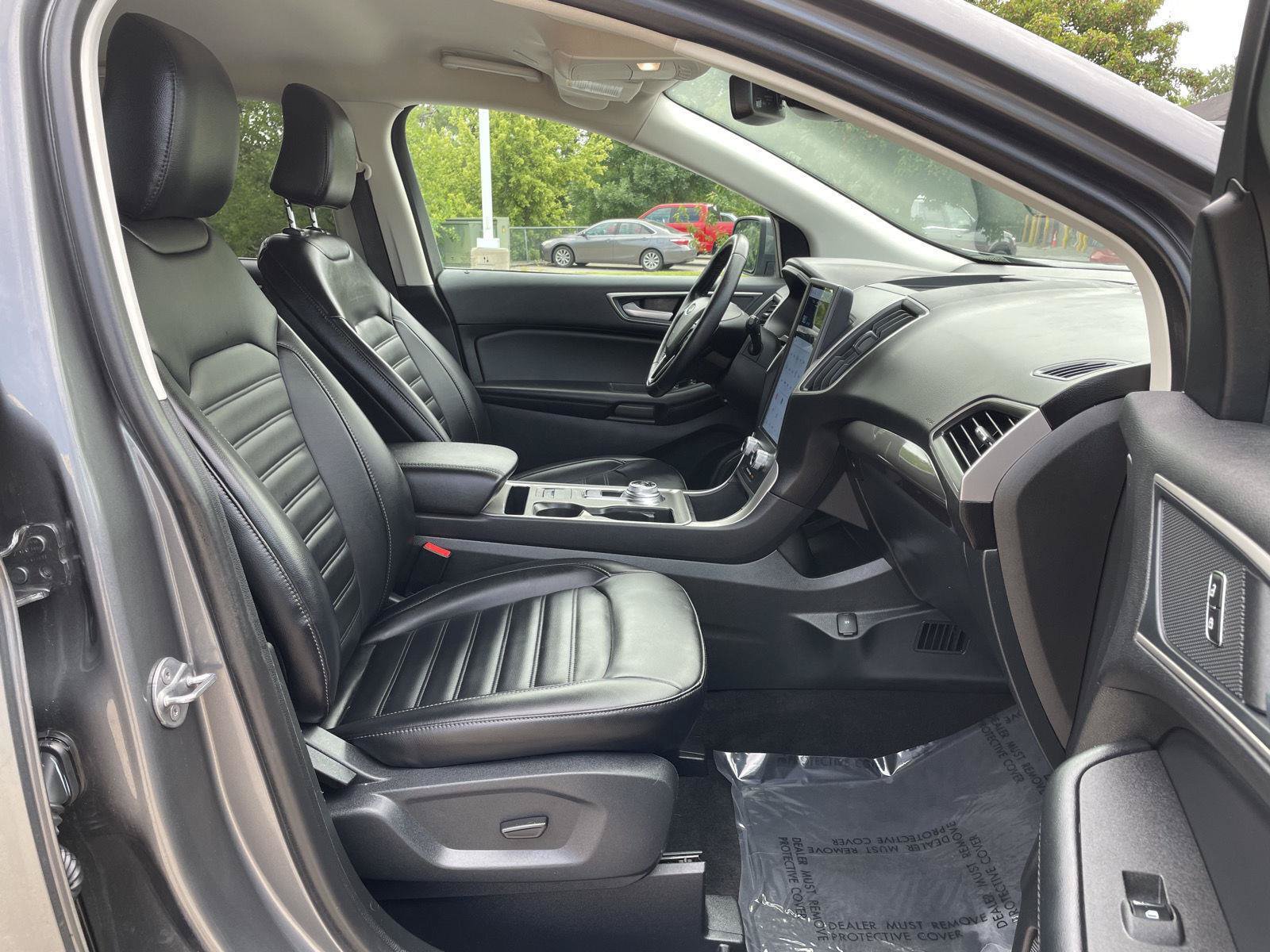 Certified 2024 Ford Edge SEL w/ Convenience Package AWD/4WD image 19