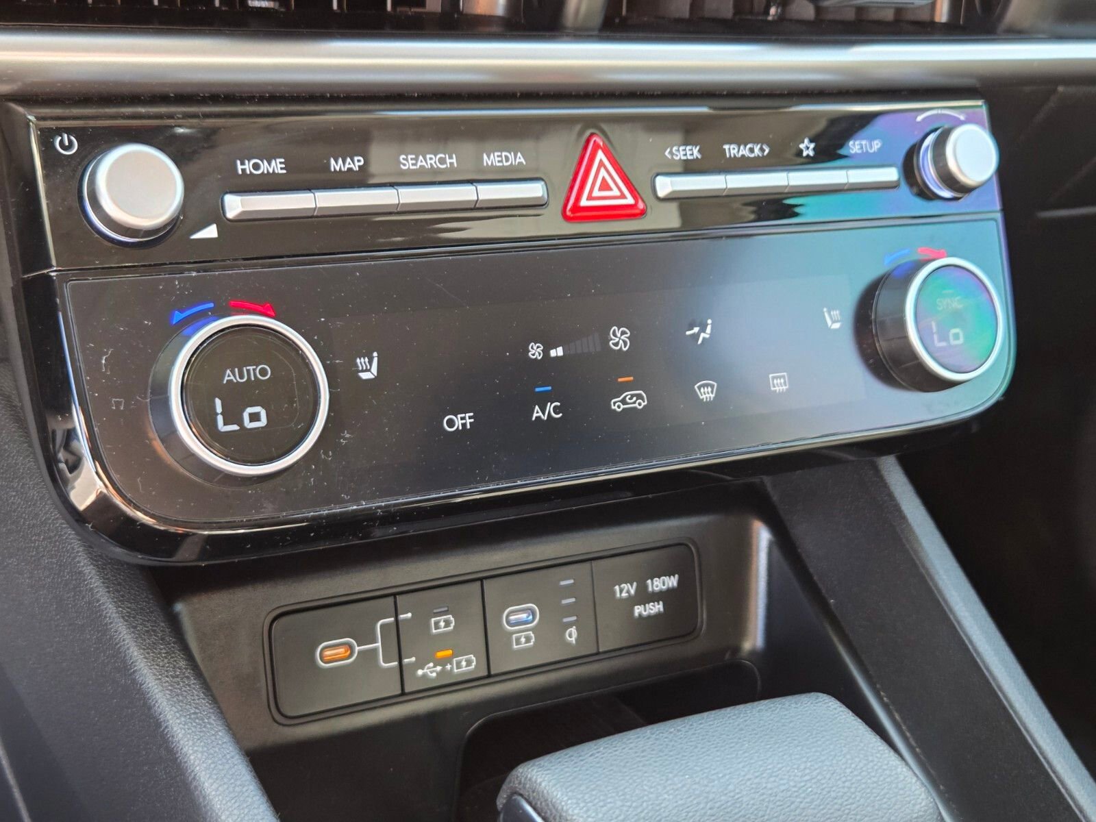 Used 2025 Hyundai Tucson SEL image 22