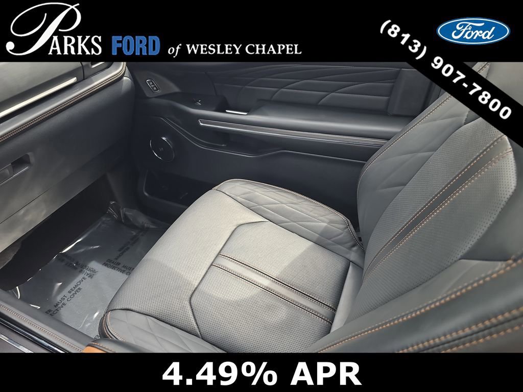 Certified 2024 Ford Expedition Platinum image 14