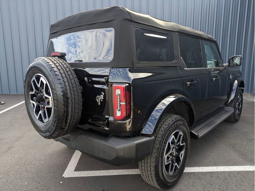 Certified 2025 Ford Bronco Outer Banks AWD/4WD image 6
