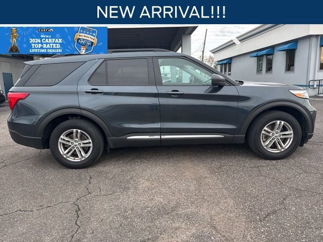 Certified 2022 Ford Explorer XLT image 5