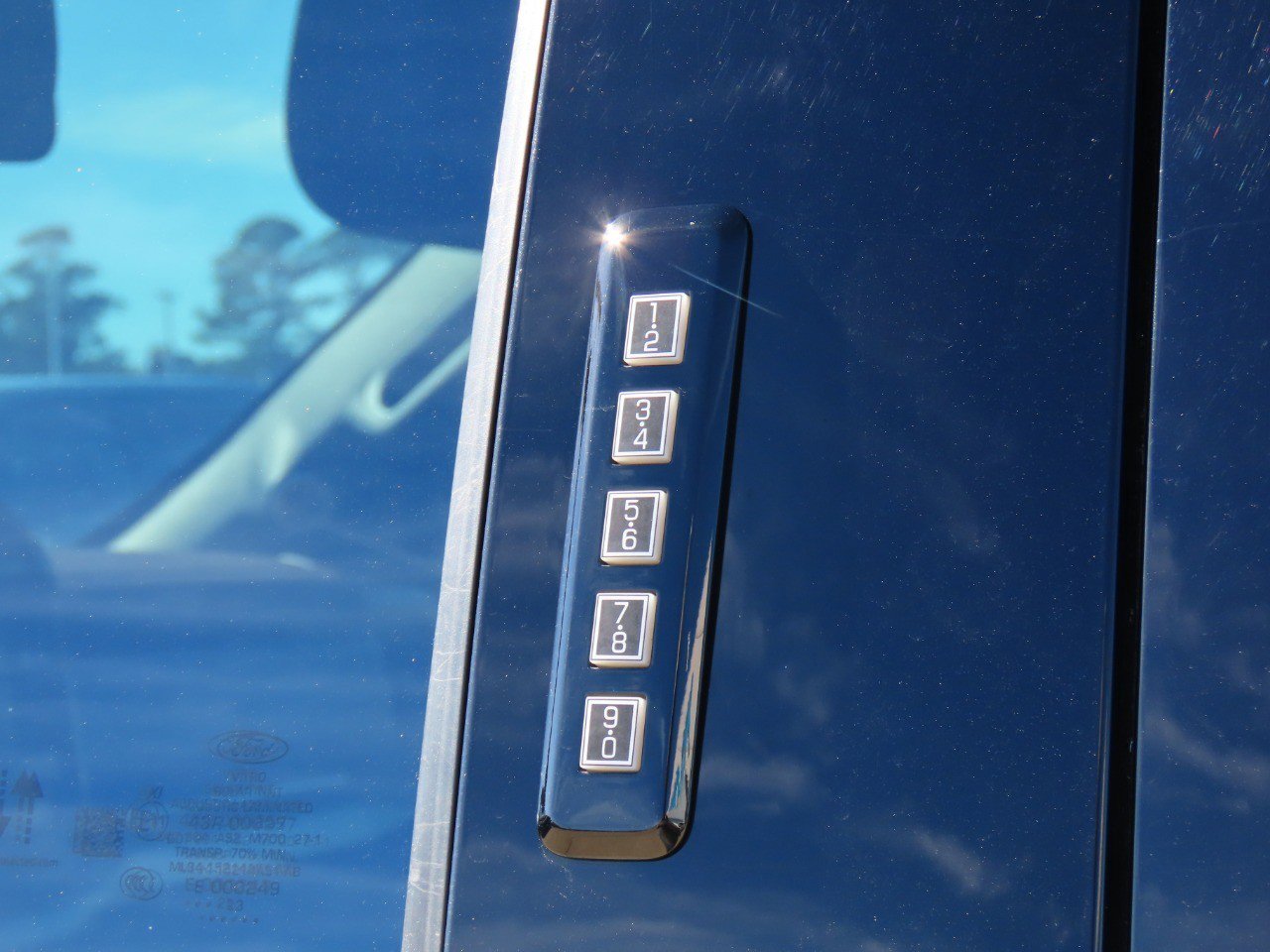 Certified 2023 Ford F150 Lariat w/ Equipment Group 502A High image 19