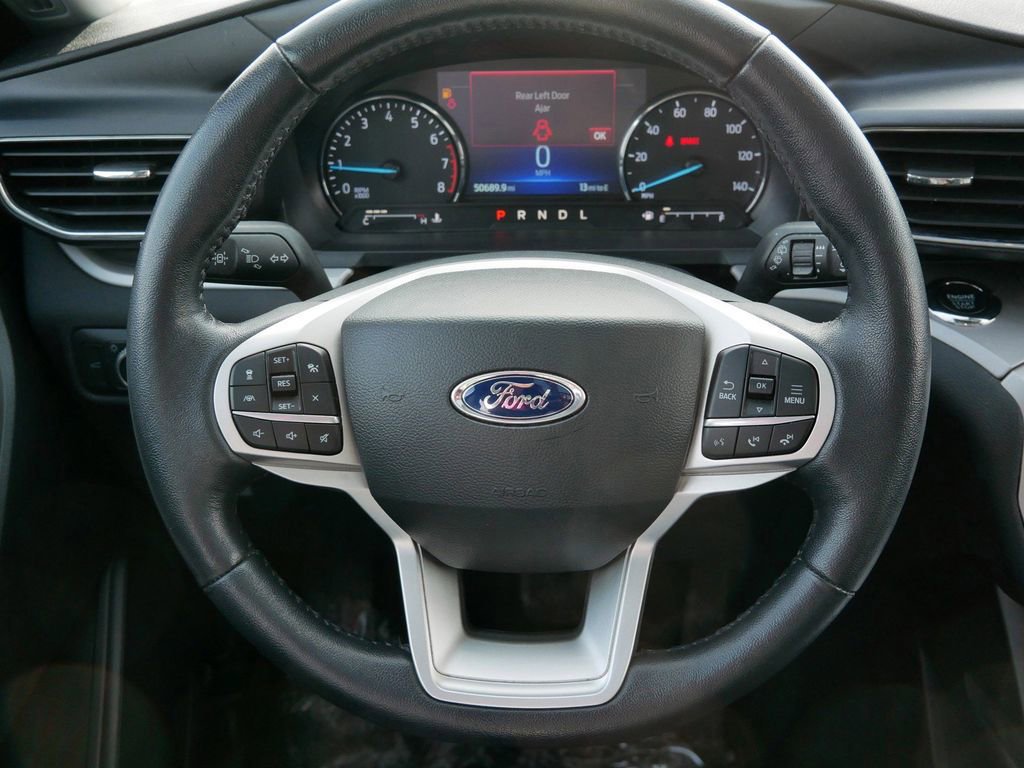 Certified 2022 Ford Explorer XLT w/ Equipment Group 202A image 18