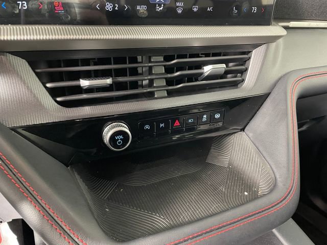 Certified 2025 Ford Explorer ST-Line image 18