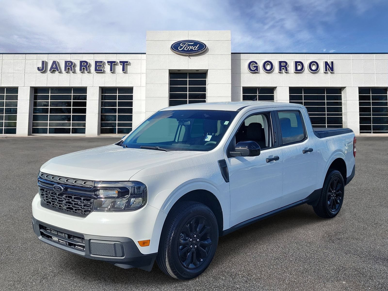 Certified 2023 Ford Maverick XLT w/ Black Appearance Package FWD image 2