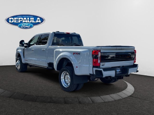 Certified 2026 Ford F450 Platinum w/ FX4 Off-Road Package AWD/4WD image 4