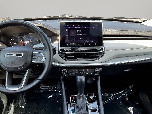 Used 2022 Jeep Compass Limited AWD/4WD image 9