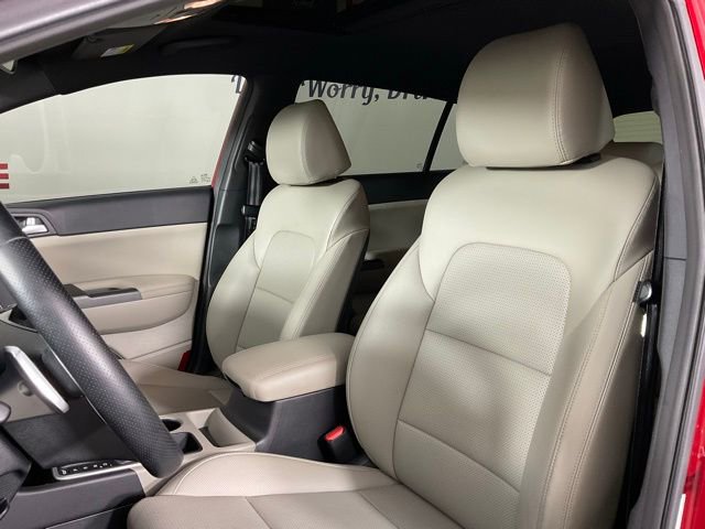 Used 2020 Kia Sportage S image 14