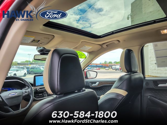 Certified 2020 Ford Escape Titanium AWD/4WD image 11