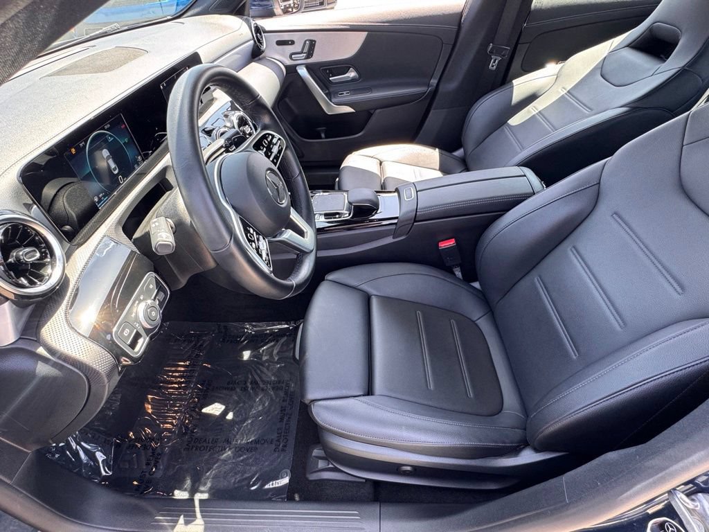 Used 2020 Mercedes-Benz CLA 250 image 17