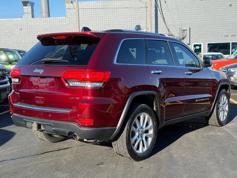 Used 2017 Jeep Grand Cherokee Limited w/ Trailer Tow Group IV image 4