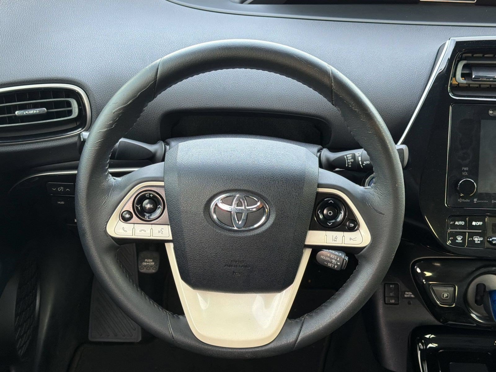 Used 2017 Toyota Prius Four w/ Advanced Technology Package FWD image 25