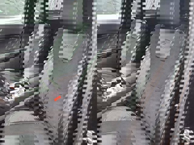 Certified 2023 Ford Edge ST image 2